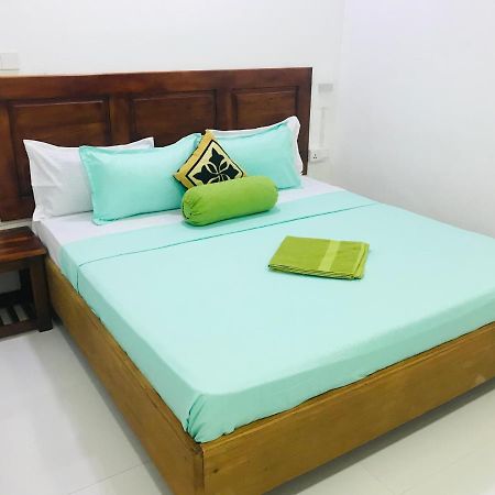 Lali Beach Villa Trincomalee Bagian luar foto