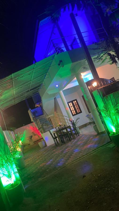 Lali Beach Villa Trincomalee Bagian luar foto