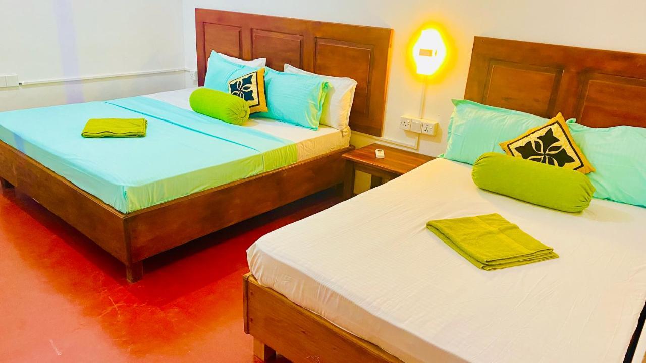 Lali Beach Villa Trincomalee Bagian luar foto