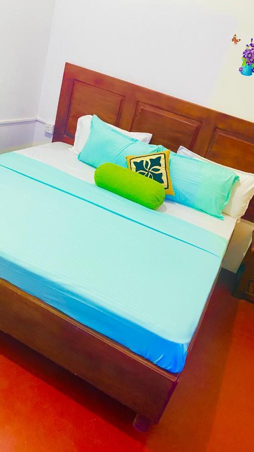 Lali Beach Villa Trincomalee Bagian luar foto